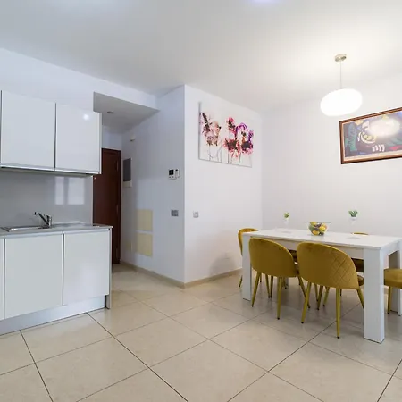 Holiday home In Palmas Near Playa De Canteras