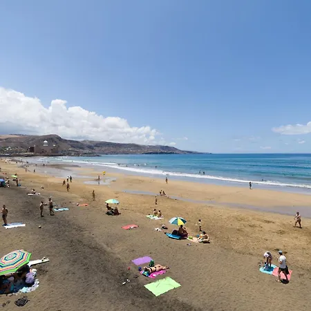 In Palmas Near Playa De Canteras Holiday home *